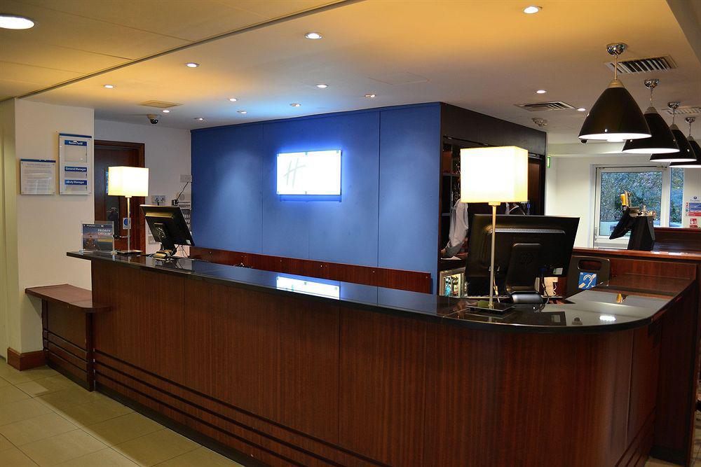 Holiday Inn Express Shrewsbury By Ihg Zewnętrze zdjęcie