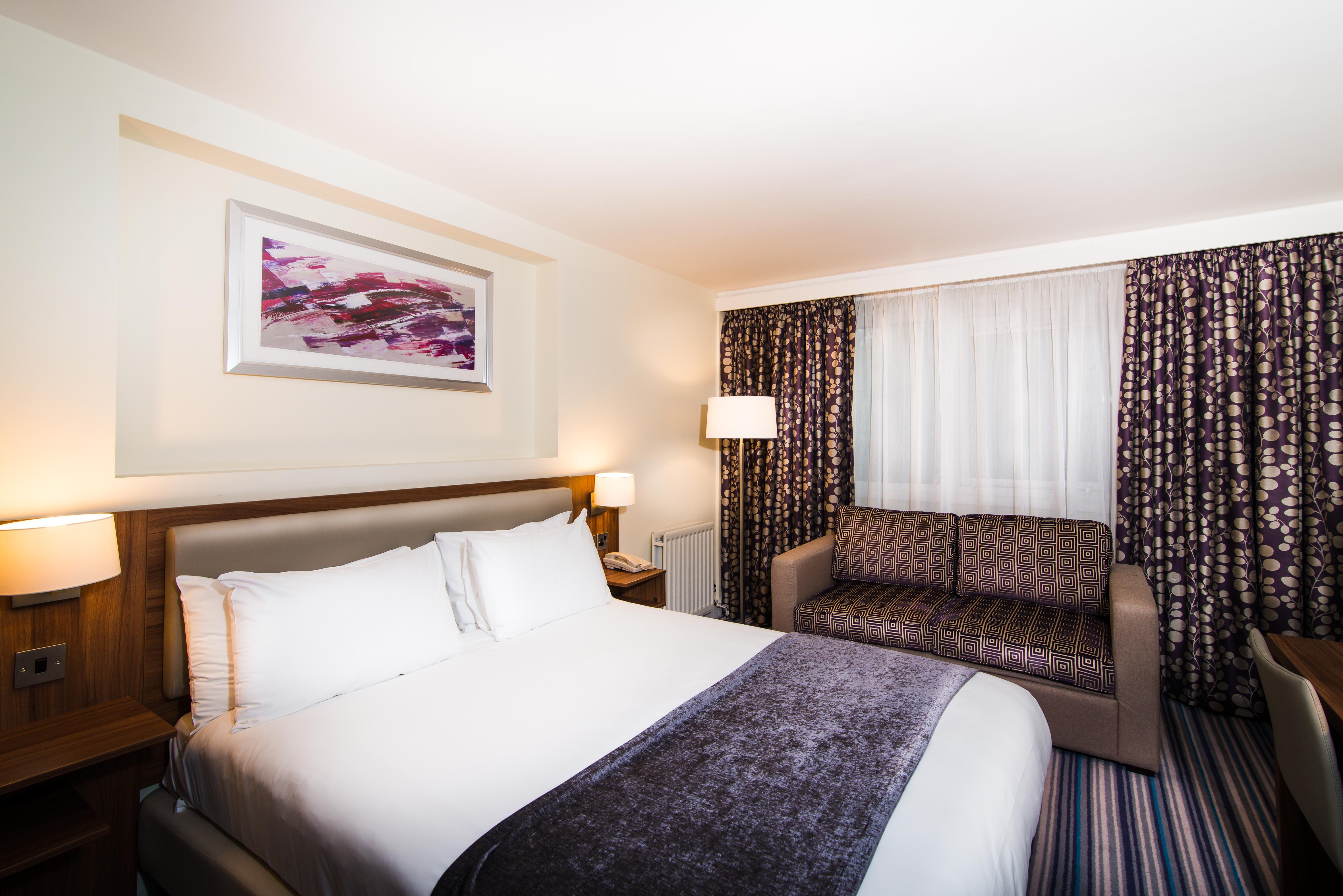 Holiday Inn Express Shrewsbury By Ihg Zewnętrze zdjęcie