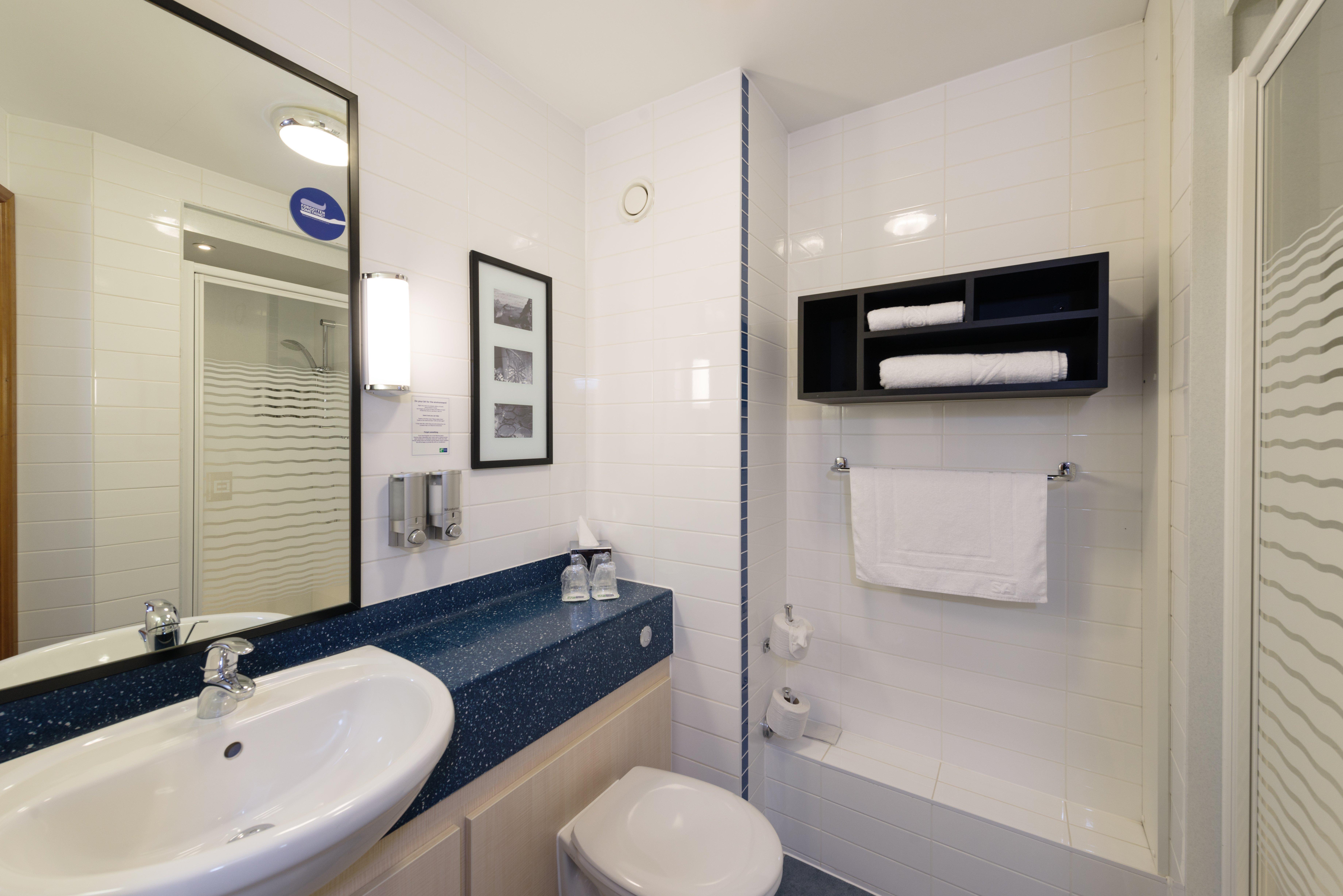 Holiday Inn Express Shrewsbury By Ihg Zewnętrze zdjęcie
