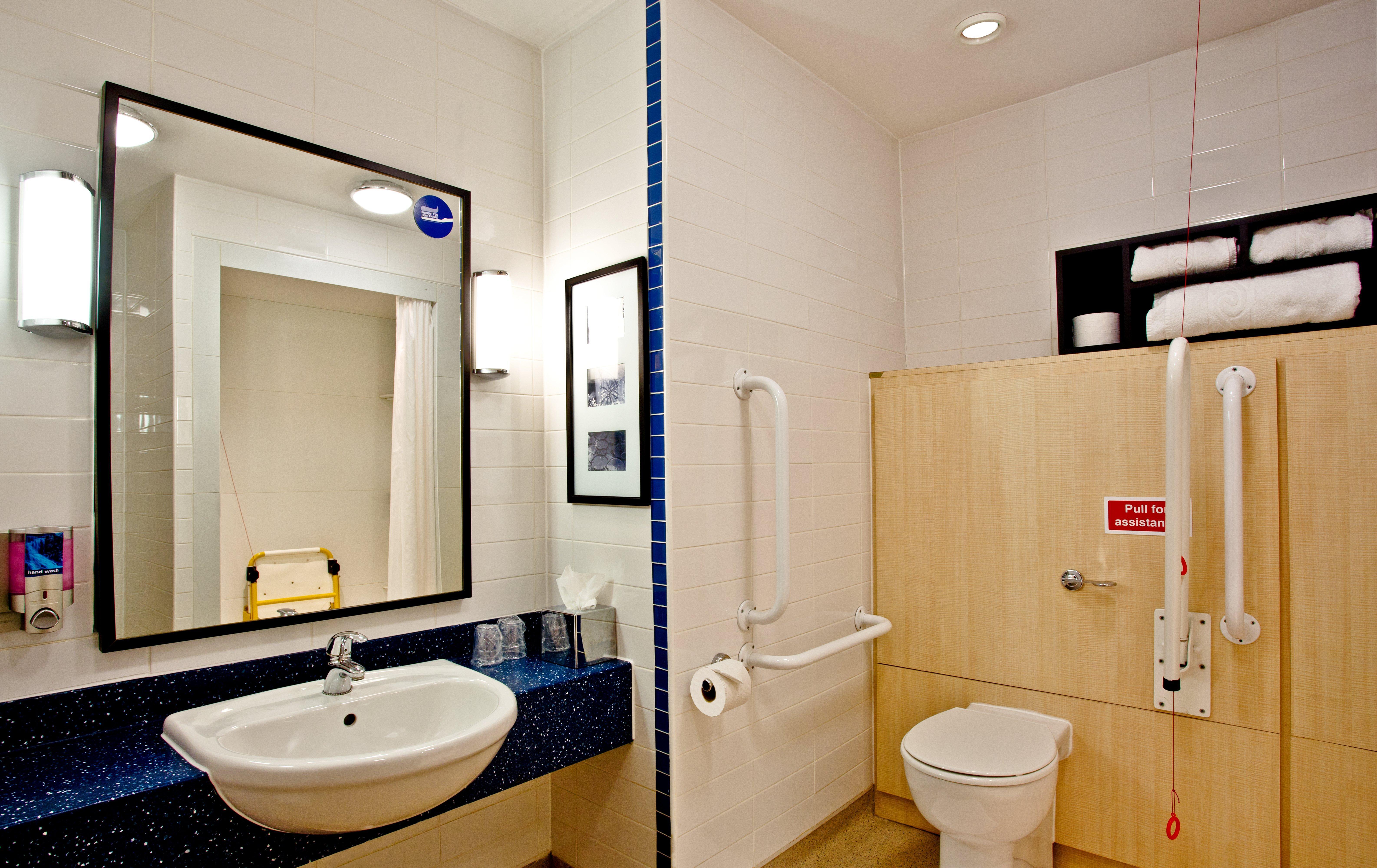 Holiday Inn Express Shrewsbury By Ihg Zewnętrze zdjęcie