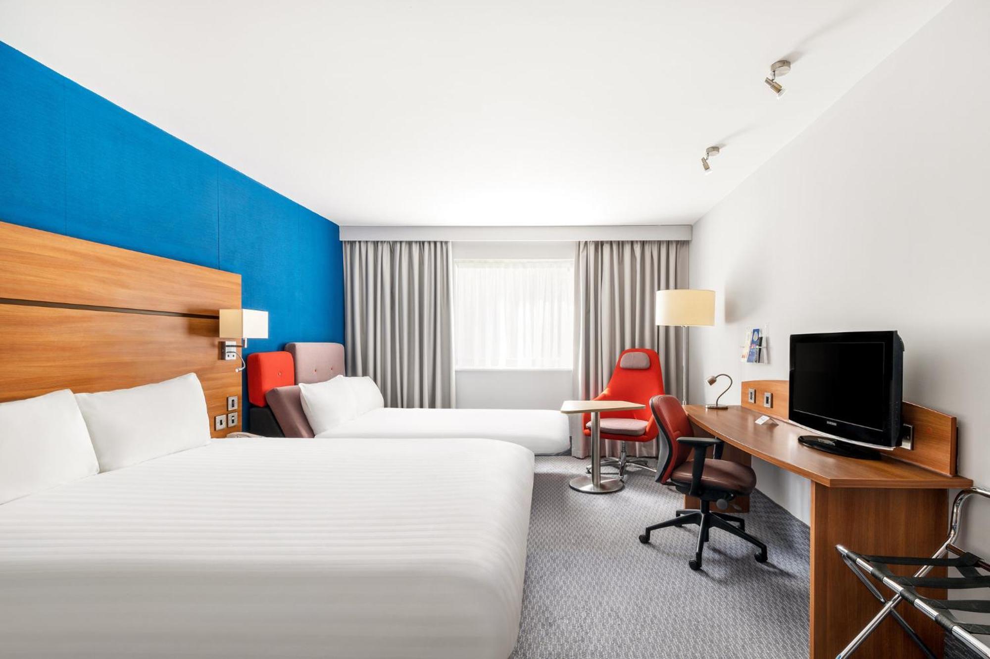 Holiday Inn Express Shrewsbury By Ihg Zewnętrze zdjęcie